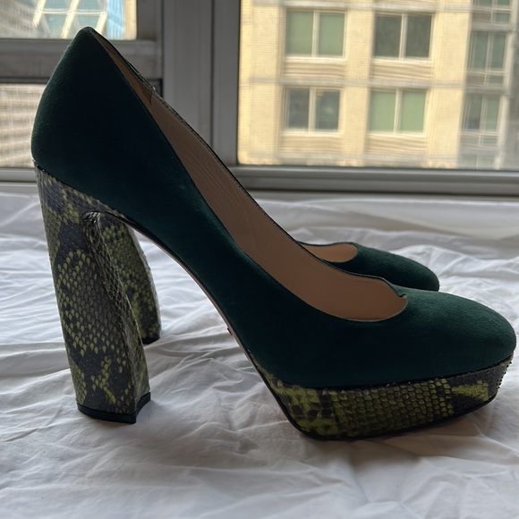 Stunning Prada Platform Heels Pumps 38 1/2 - Picture 8 of 10